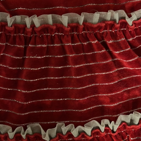 Beautiful Hanna Andersson Velvet Twirl Dress - Picture 3 of 4